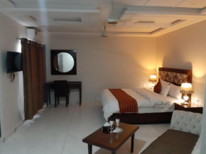 Hotel Executive Lodges